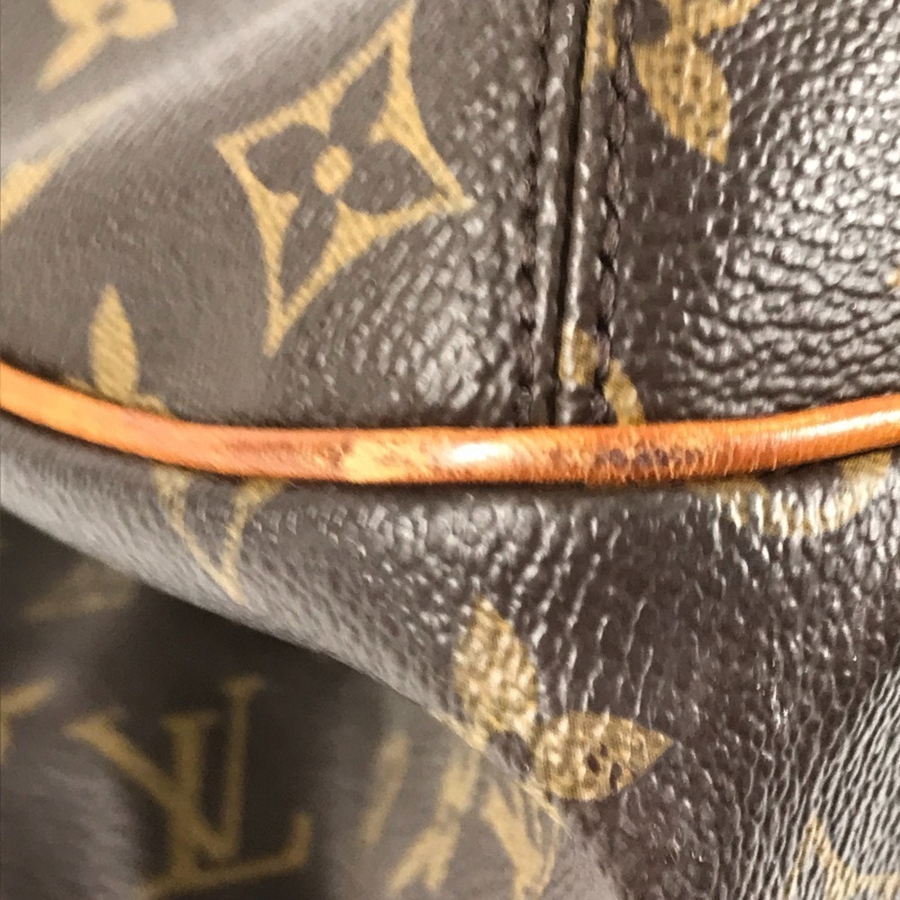 LOUIS VUITTON Brown Monogram Canvas Shoulder Bag - Picture 7 of 16